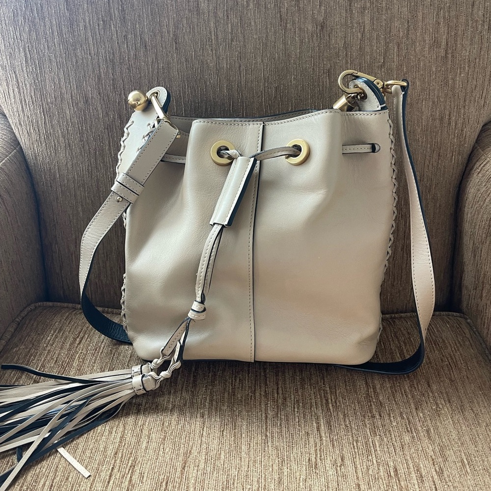 CHLOE BUCKET BAG